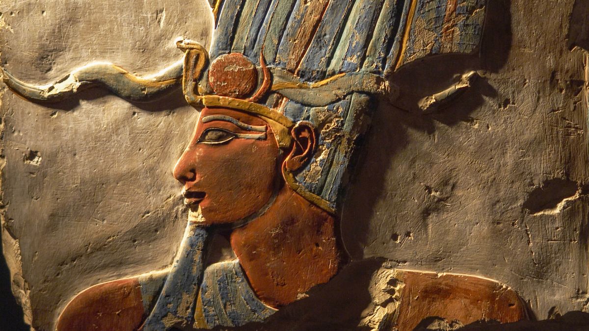 Picture A : Ancient wall relief of a later Pharaoh
